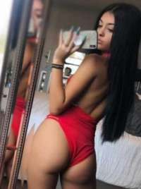 Genç ve Çekici Bir Konya Esmer Escort - Ayça